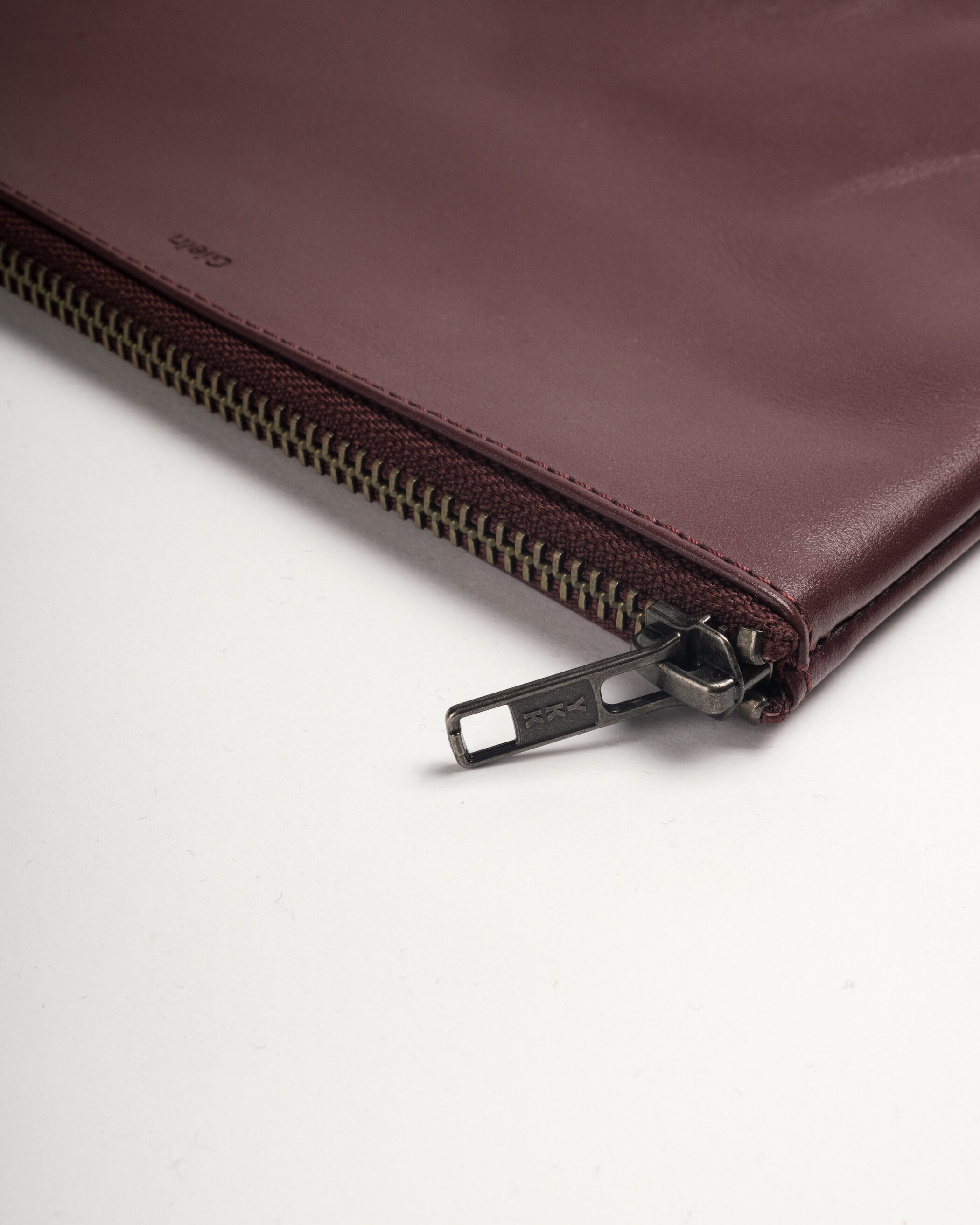 Glein - Pouch - burgundy / L