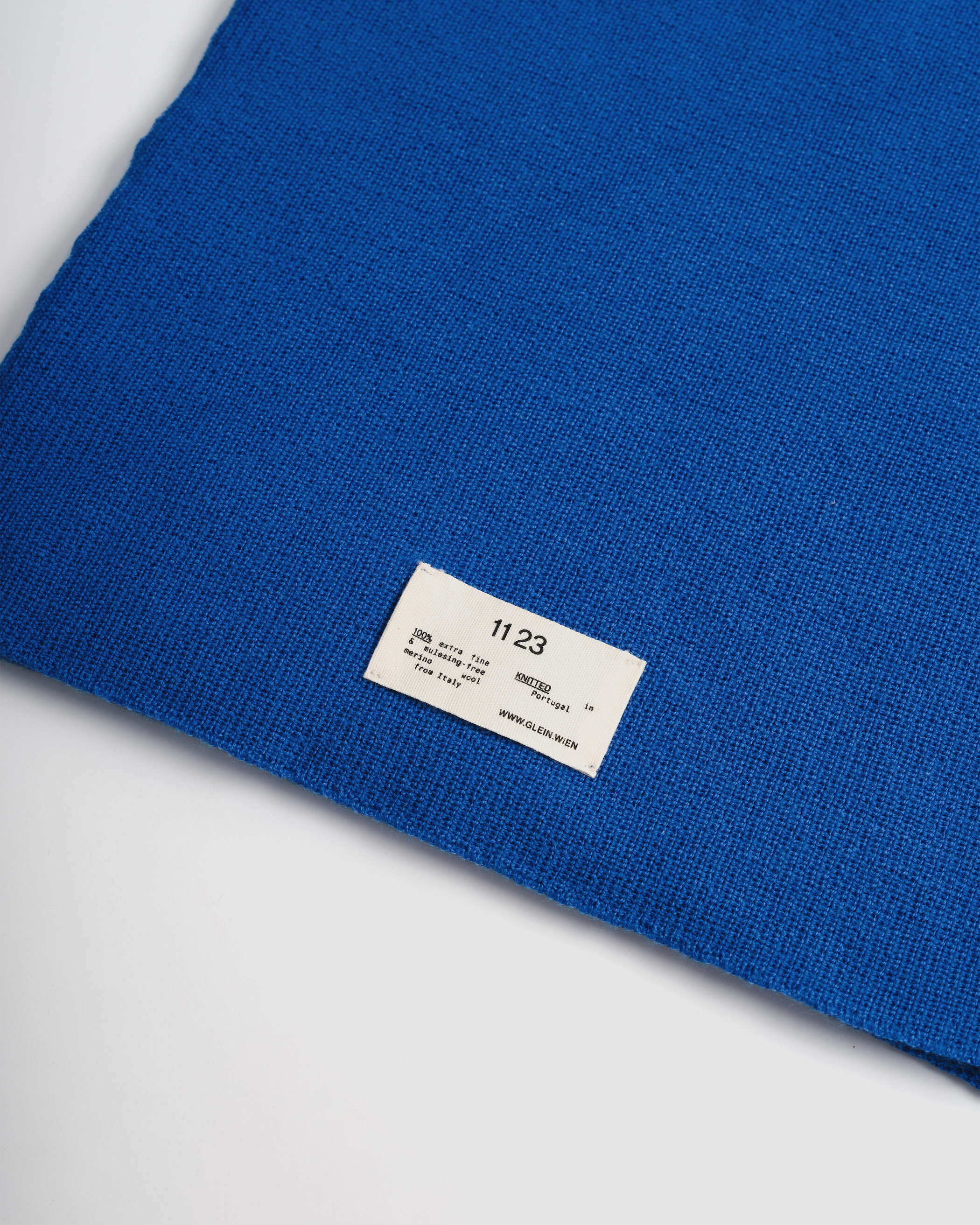 Glein - Heavy Merino Scarf - royal blue