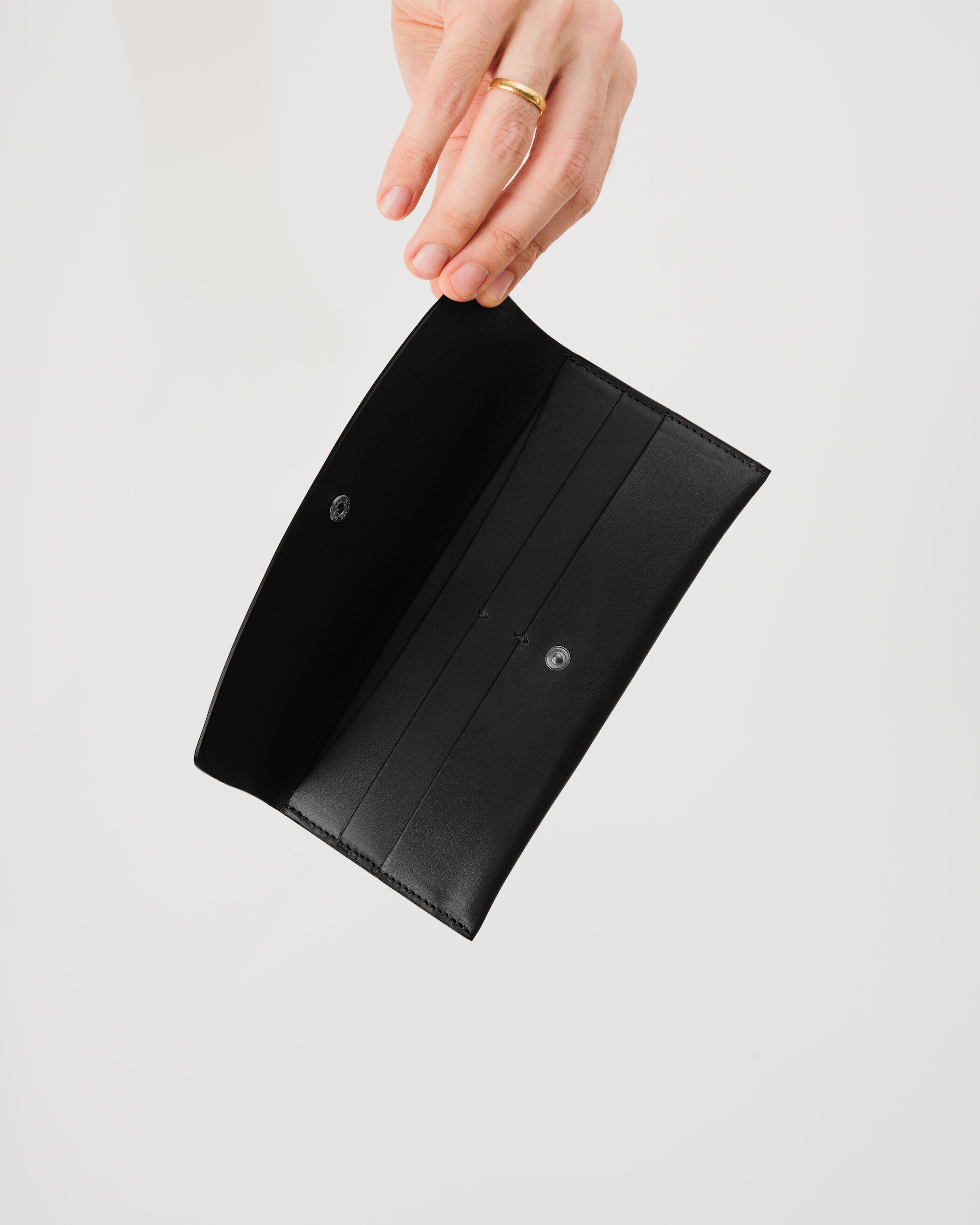 Glein - Slim Purse - black