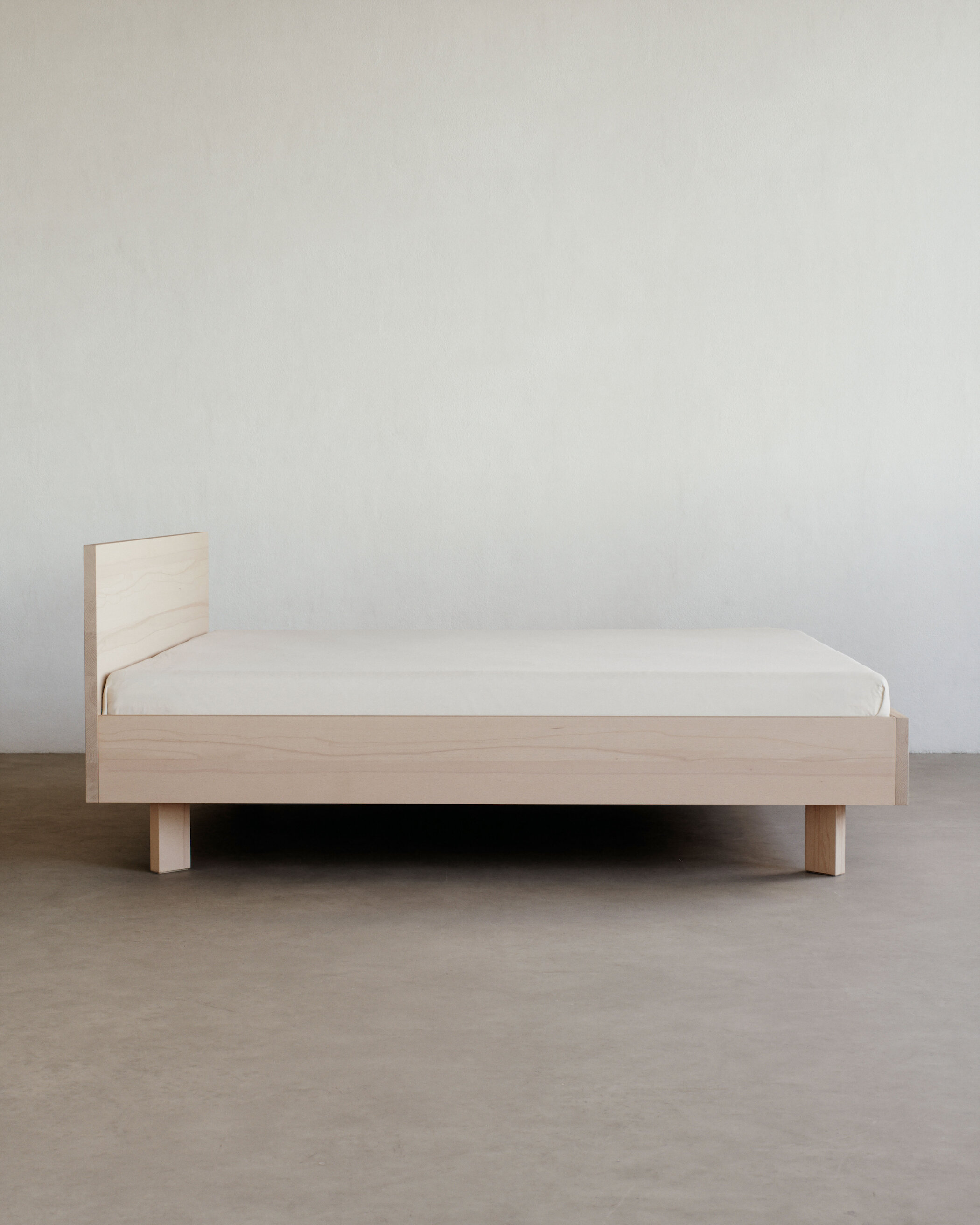 Glein - Bett - Kernbuche weiß geölt